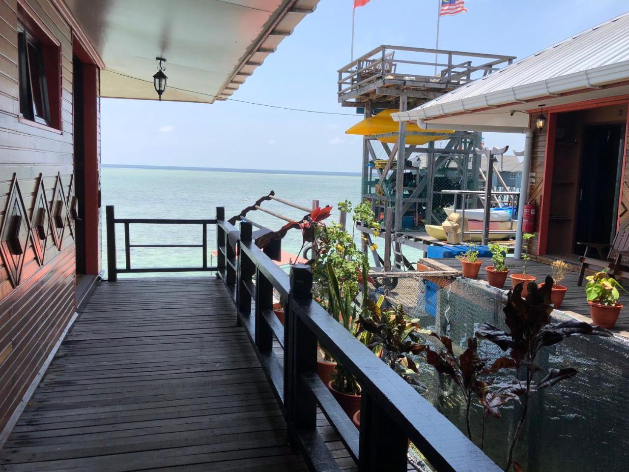 Mabul Paradise Lodge Mabul Island Bagian luar foto